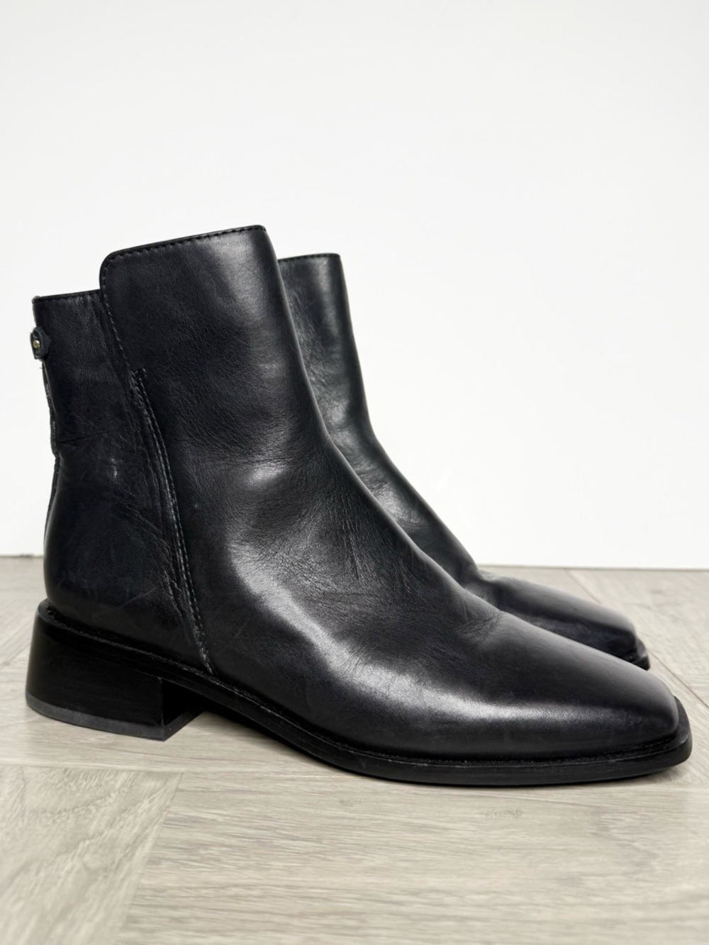 Sam Edelman Thatcher Black Leather Bootie 6M